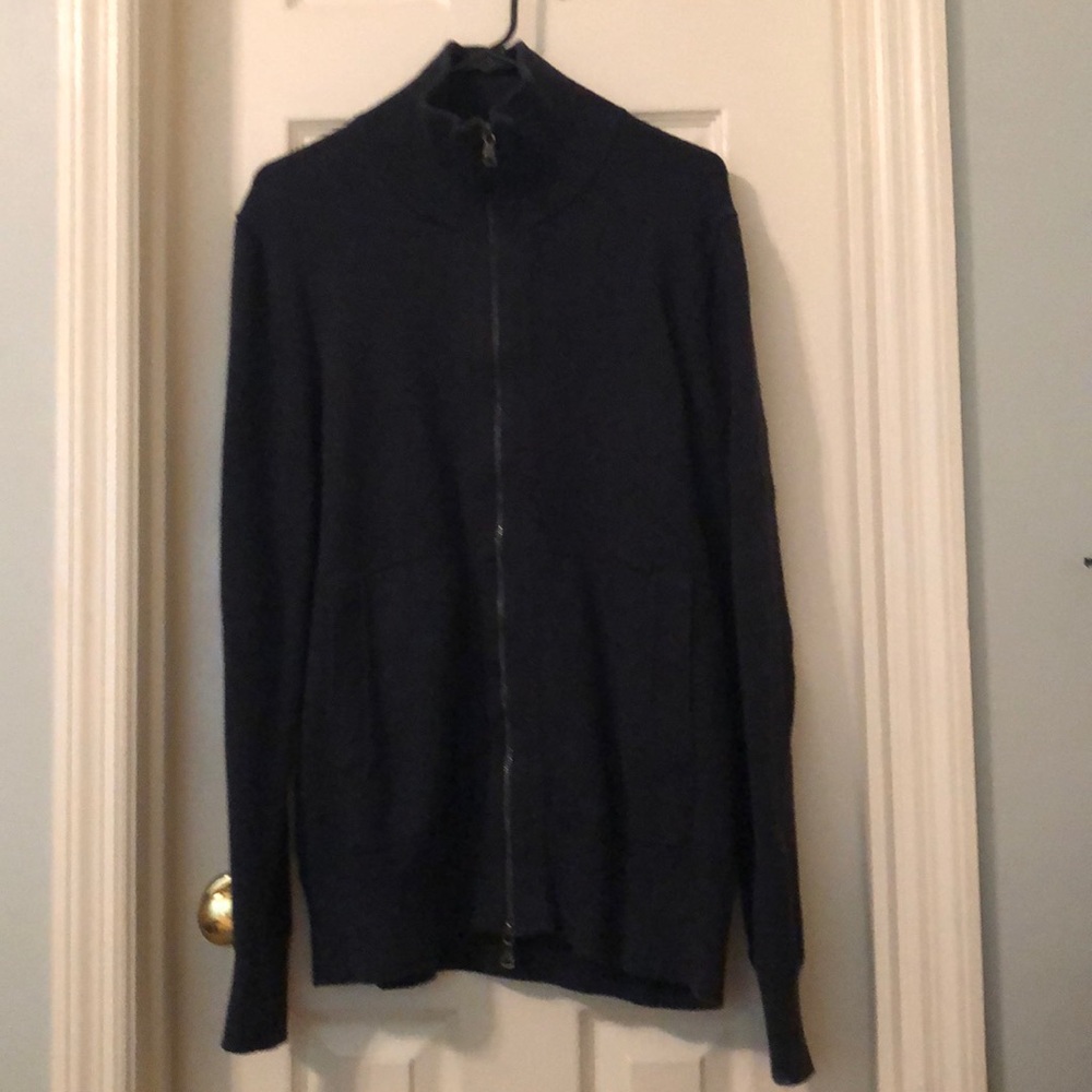 💥MOVING SALE💥Men’s Banana Republic Navy Sweater